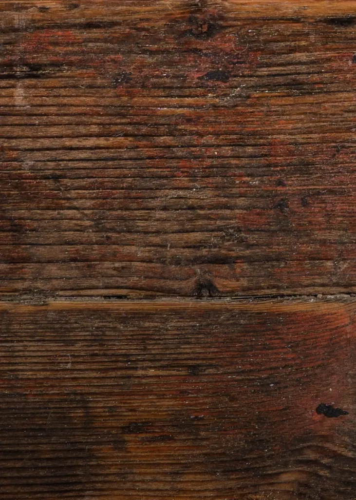 Red Rusting Wood (60x90cm)